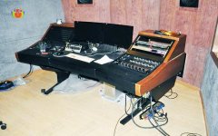 調音臺和控制臺的區別有哪些？