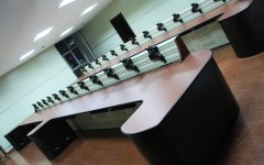 專業(yè)的鐵路指揮中心控制臺廠家應具備哪些優(yōu)勢？