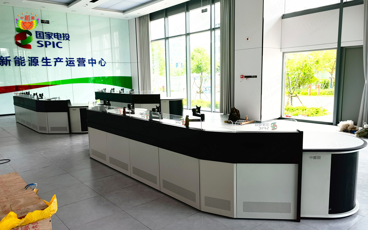 國家電投福州新能源生產運營中心控制臺案例圖片