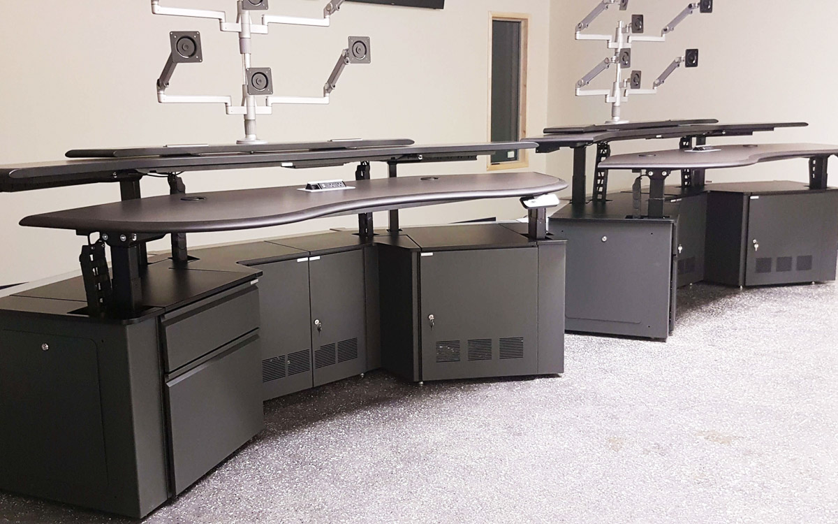 調(diào)度臺圖片