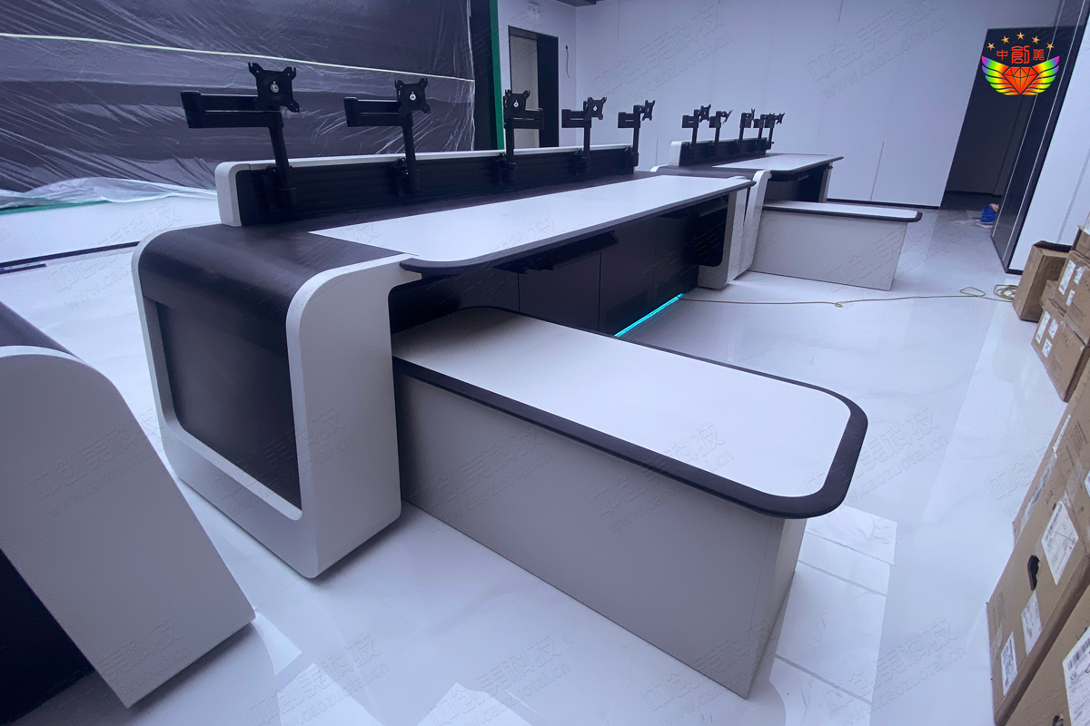 指揮中心操作臺照片